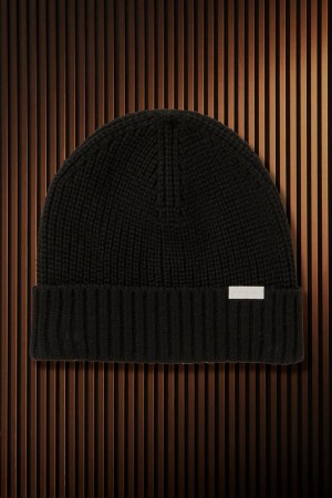 Young LA W901 - Urban Beanie Black Canada | TIFM-90531