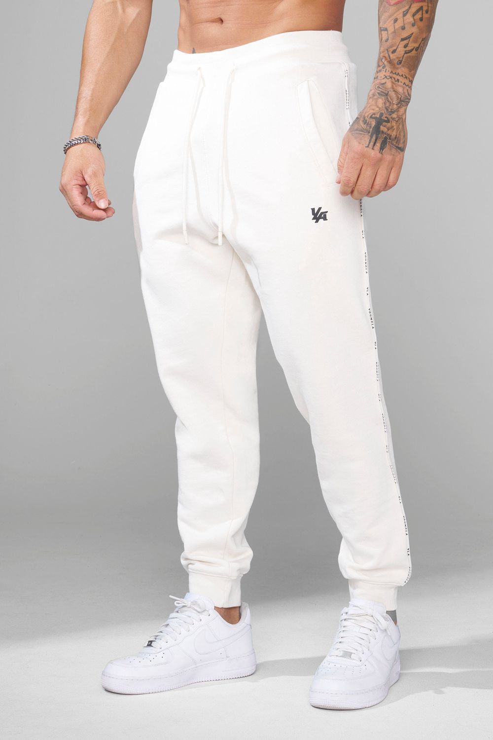 Young LA 2006 - Piping Collection - Joggers White Canada | UKIJ-09278