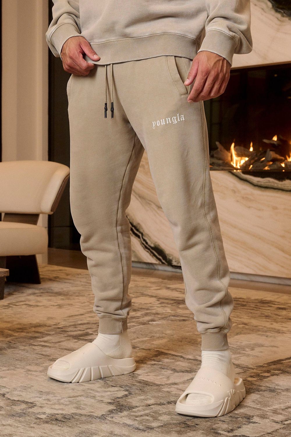 Young LA 2022 - Love Sets - Joggers Beige Canada | IEBN-54076