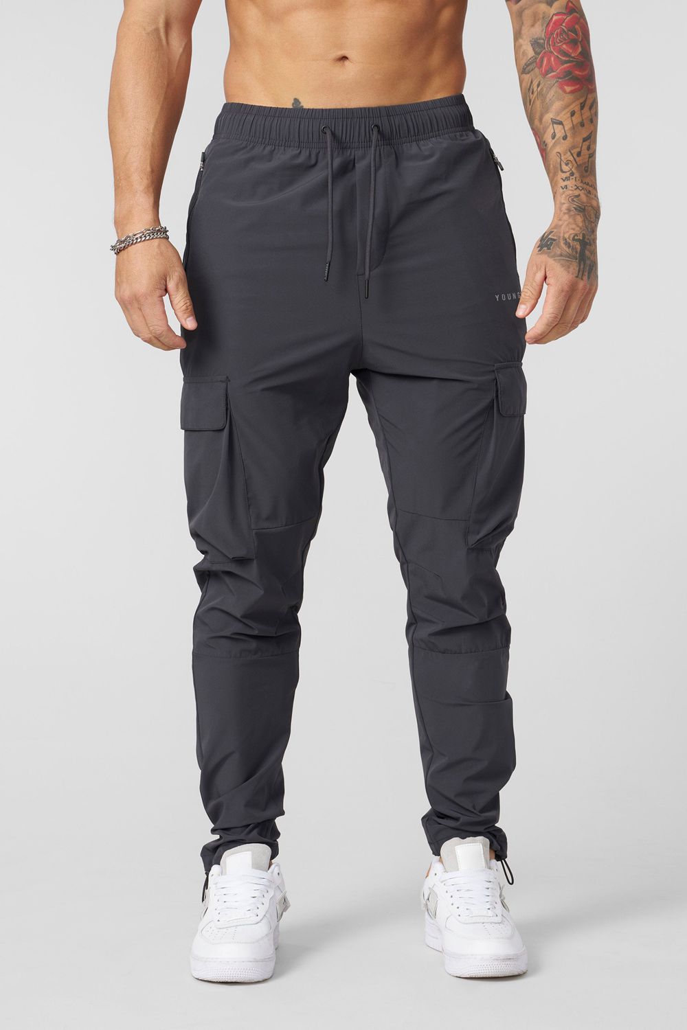 Young LA 218 Travel Cargo Joggers New Colors Black Canada | KIWB-56093