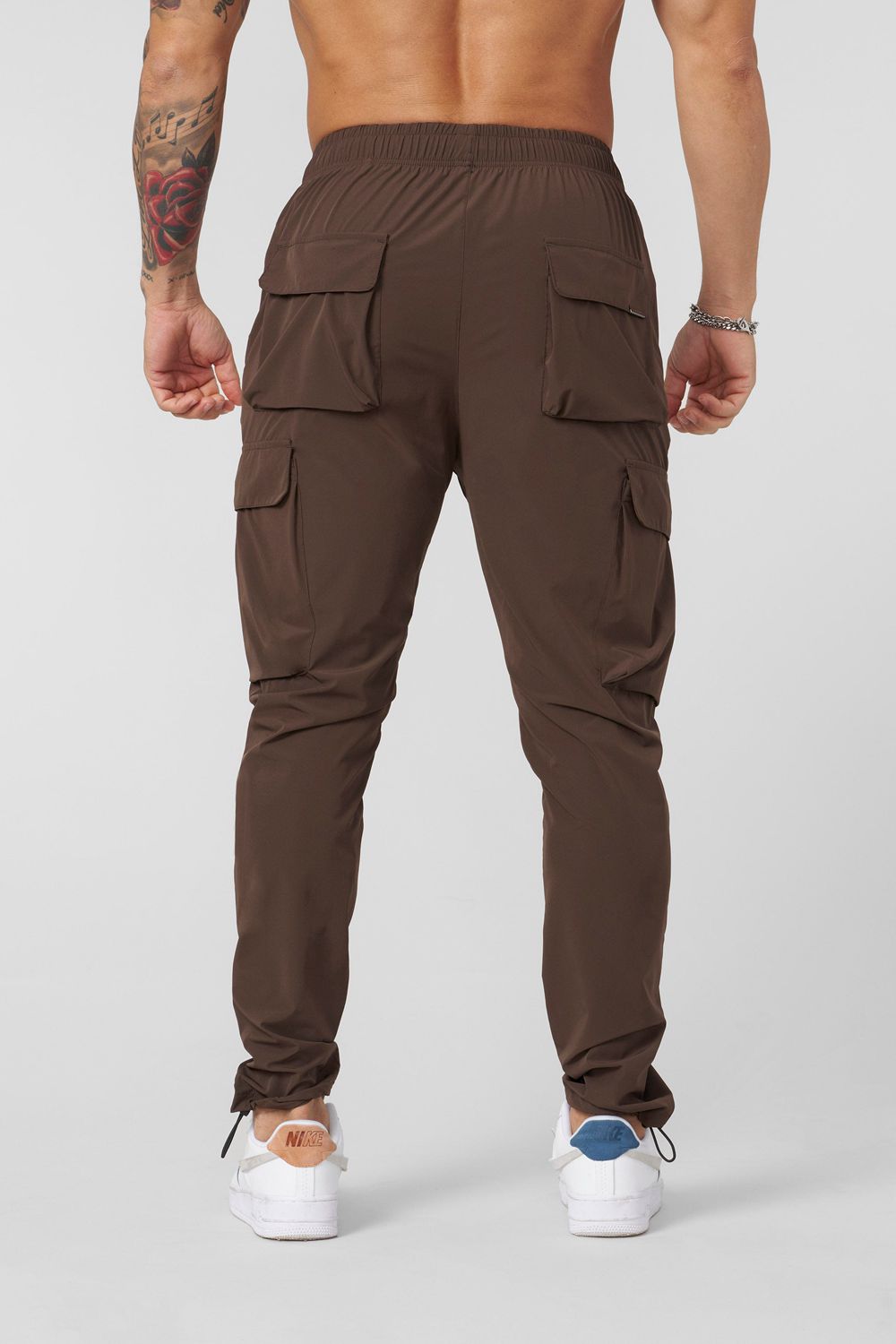 Young LA 218 Travel Cargo Joggers New Colors Brown Canada | NUFG-14390