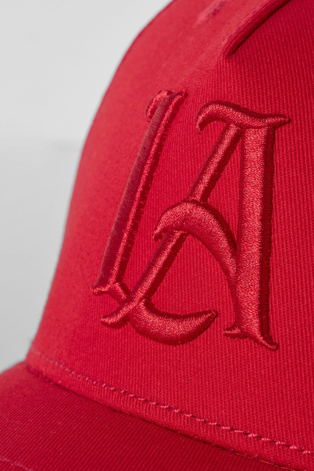 Young LA 9006 - Monochrome La Hats Red Canada | IRCT-87231