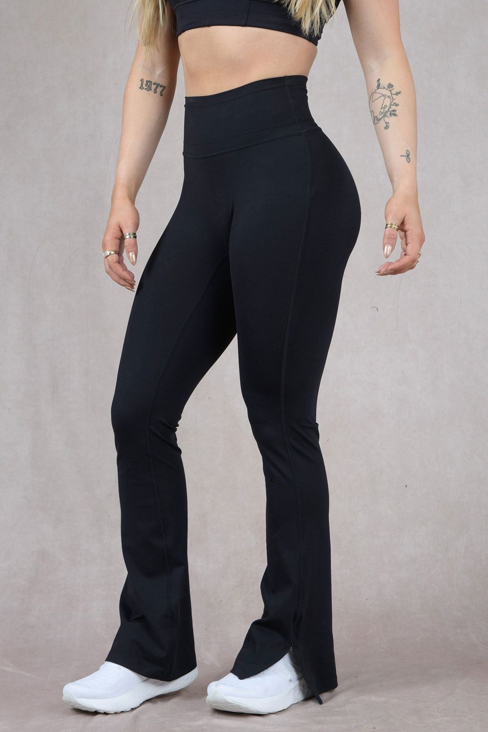 Young LA W213 - Asana Flare Leggings Black Canada | QYZI-42873