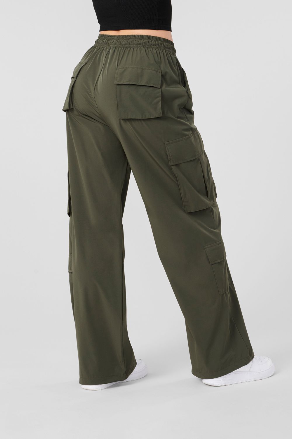 Young LA W219 Travel Cargo Joggers Olive Canada | UFQI-57028